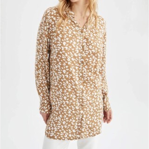 Nine West Draped Blouse Size M. NWT - Picture 2 of 9